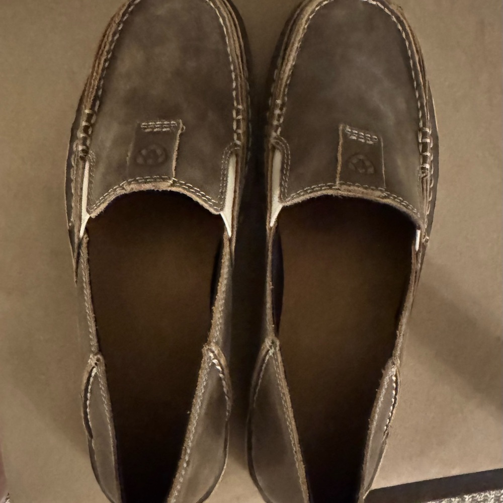 ARIAT Women’s Cruiser Moccasins Casual Shoes 10.5